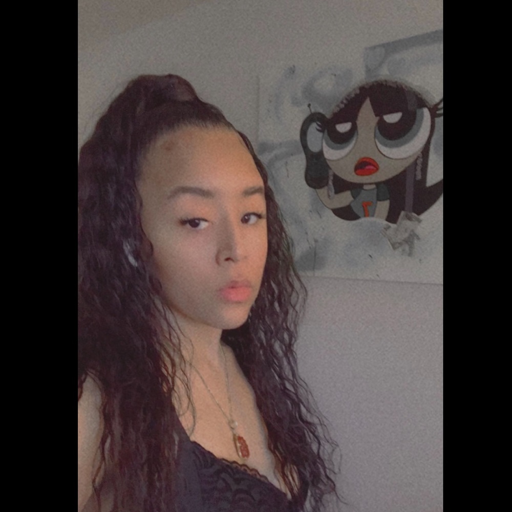 Meet your Posher, Anyiah